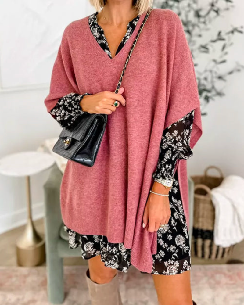 ERICA - Luźny sweter poncho z dekoltem w serek